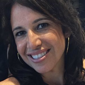 Meet your Posher, Paola